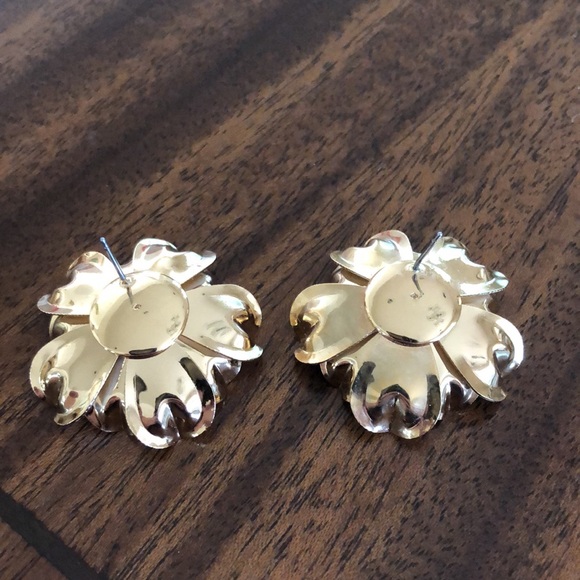 Kate Spade Bright Blossom Cuff Bracelet & matching earrings - Picture 8 of 12